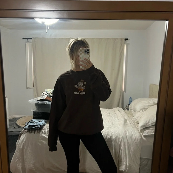 Disney Tops - DISNEY Mickey sweatshirt